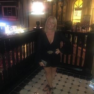 Meet your Posher, Pamela